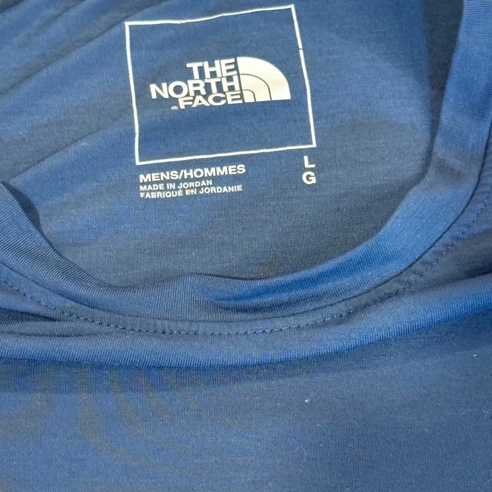 2 The North Face Red Polo Shirt & Blue/Gray Business Crew Neck Tee, men’s large